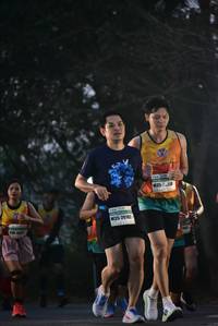 BIB: 26102, 208
                            <button type="button" onclick="openModal(10121547)" class="btn btn-primary btn-sm float-right btn-popup" data-toggle="modal" data-target=".modal-high-quality">
                        <i class="fas fa-shopping-cart"></i> Add to Cart
                    </button>
                                            <button type="button" onclick="isThisMe(10121547, true)" class="btn btn-success btn-sm float-right btn-popup btn-isme hidden" data-toggle="tooltip" data-placement="bottom" title="นี่คือรูปของคุณใช่ไหม คลิกที่นี่เพื่อเอาเข้าอัลบั้ม">
                        <i class="fas fa-plus"></i> Add to album
                    </button>
                    <button type="button" onclick="isThisMe(10121547, false)" class="btn btn-warning btn-sm float-right btn-popup btn-isnotme hidden">
                        <i class="fas fa-ban"></i> Remove from album
                    </button>